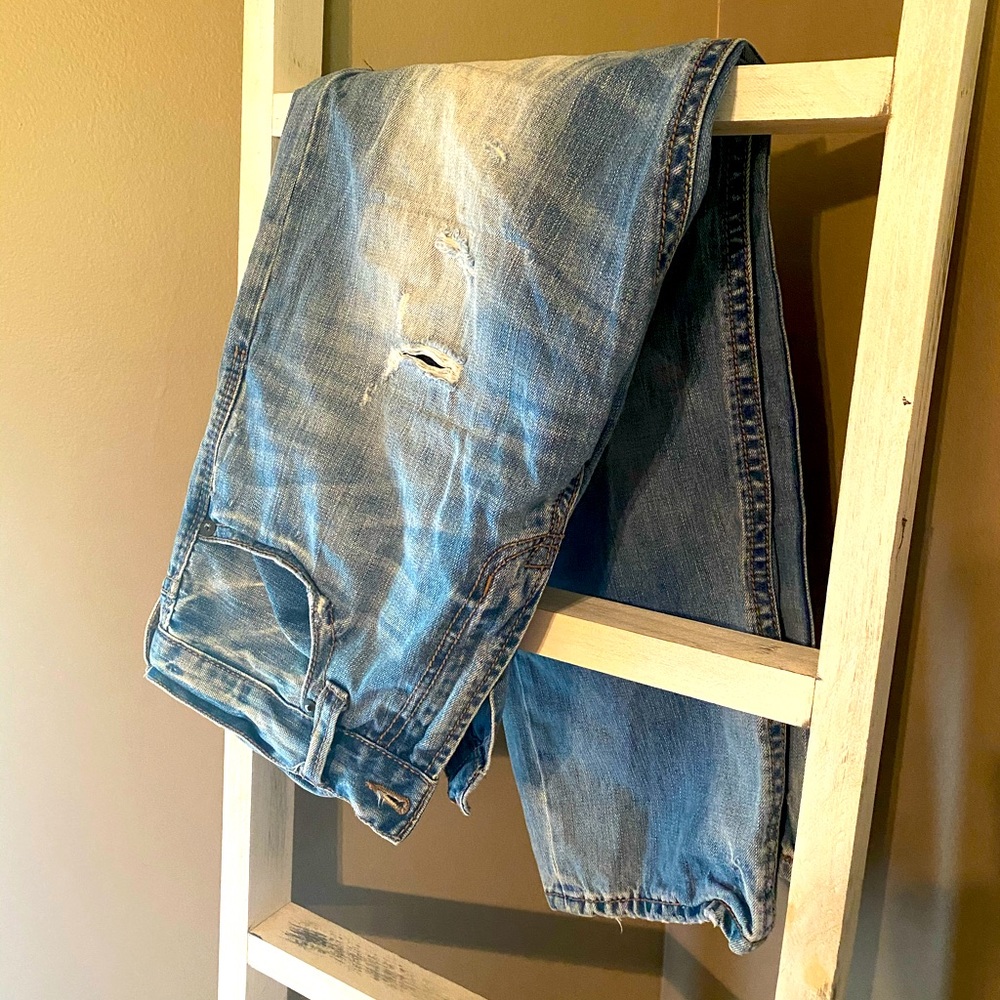 Men’s 36/32 American Eagle relaxed straight jeans